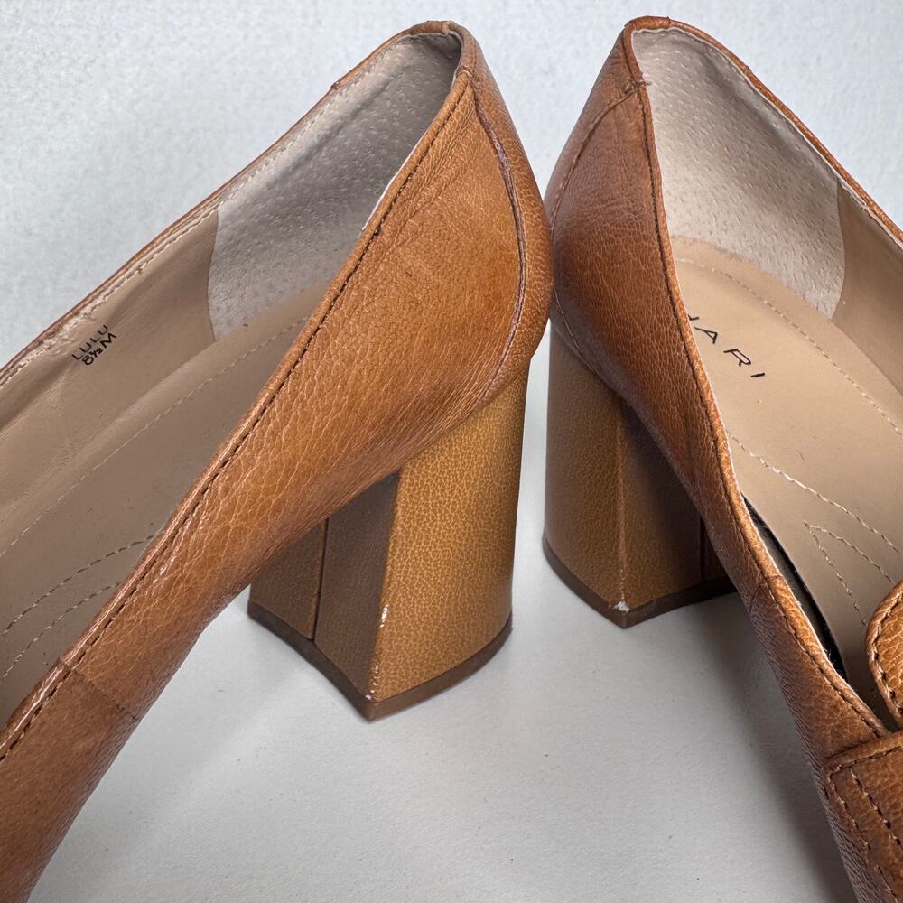 Tahari Brown Leather Chain Loafer Block Heel Pumps Womens Size 8.5 Cognac - Picture 16 of 16
